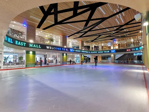 blue-ice-skating-rink-kl-east-mall